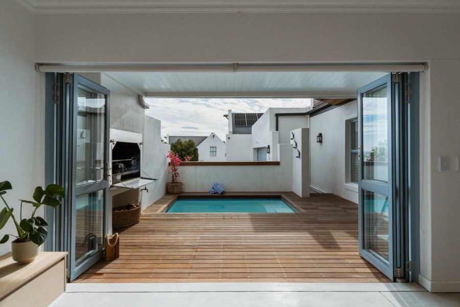 To Let 3 Bedroom Property for Rent in Big Bay Western Cape